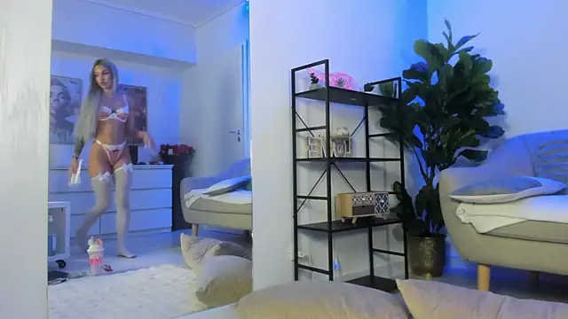 ArianaXO_'s Webcam Show