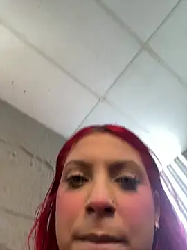 Živý XXX chat GiaRedd