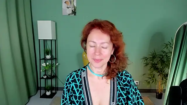 Chat +18 de LeticiaRomano ao vivo