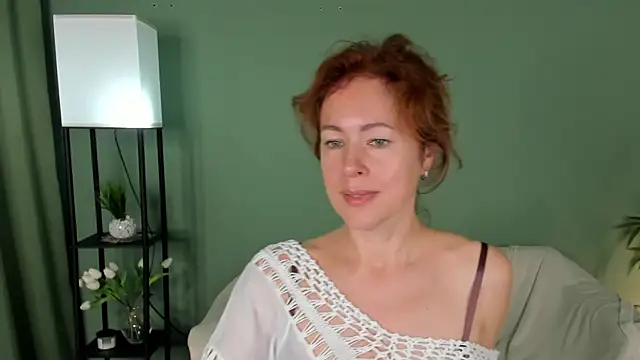 Chat +18 de LeticiaRomano ao vivo