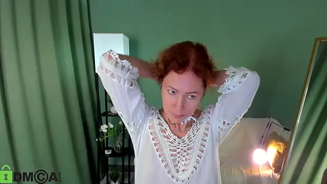 LeticiaRomano Chat XXX live
