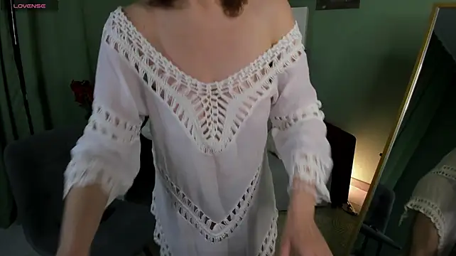 Chat +18 de LeticiaRomano ao vivo