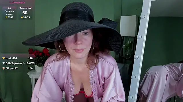 LeticiaRomano's Webcam Show
