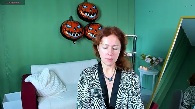 Chat +18 de LeticiaRomano ao vivo