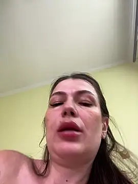 Show modela Cutee_Erika na web-kameri