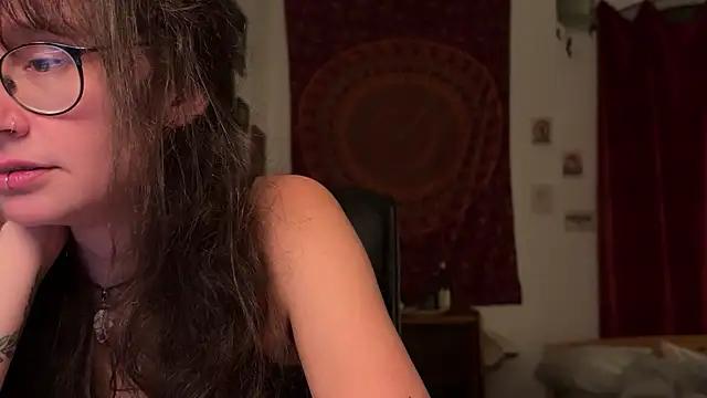 nyxo_ লাইভ XXX চ্যাট