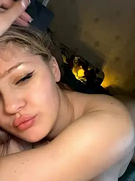 keeeessyyy Pertunjukan Webcam