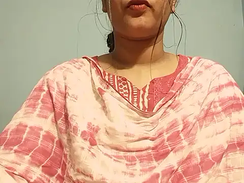 Emma_4433's Webcam Show