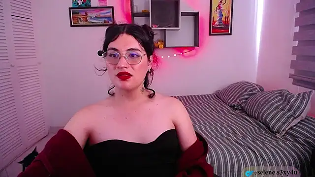 selene_cutie 在線直播表演