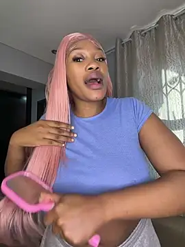 MissPradaa Chat XXX live
