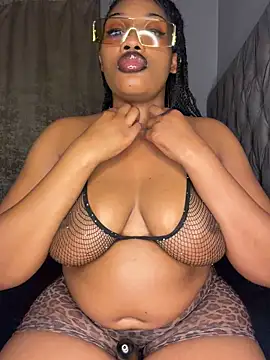 MissPradaa's Live XXX Chat