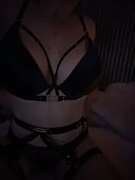 Show modela Makyna93 na web-kameri