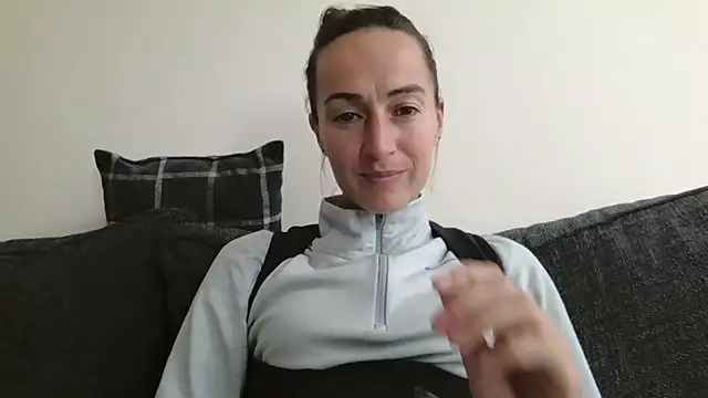 SportyBella_91 Live XXX-chat