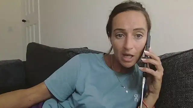 SportyBella_91 Live XXX-chat