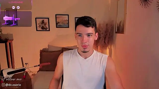 david_osorio Show in webcam