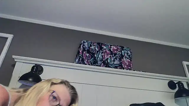 Webkamerová show Stickywethoney