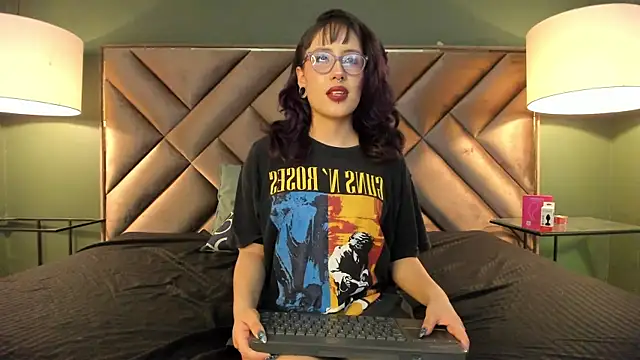 Rache_Roth's Live XXX Chat