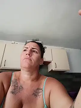 tugordita-hot's Webcam Show
