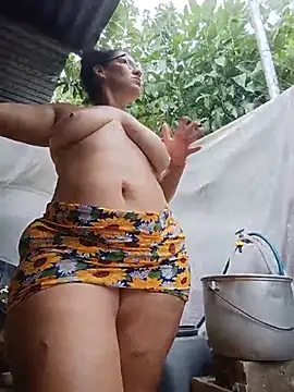 tugordita-hot's Webcam Show