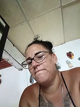 tugordita-hot's Webcam Show