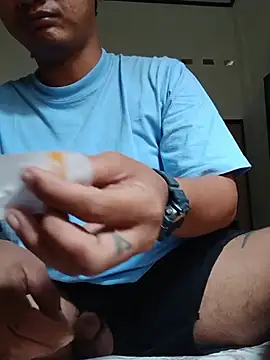 elvireli Show in webcam