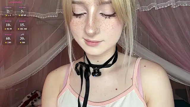 Chat XXX en directo de OnlyEva1