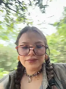 הופעת וובקאם של Tallulah_Kinky