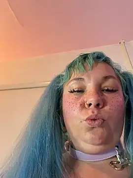 KawaiiKiki_247 webkamerás műsora