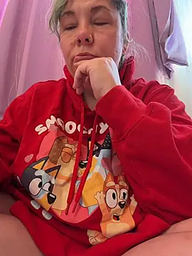 KawaiiKiki_247 webkamerás műsora