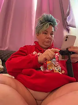 KawaiiKiki_247 Webcam Show