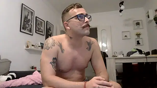 yanick931 Webcam-Show