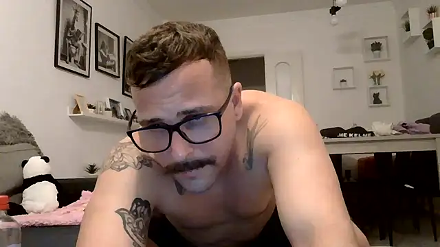 yanick931 Pertunjukan Webcam