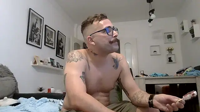 yanick931 Pertunjukan Webcam