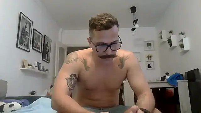 yanick931 Webcam-Show