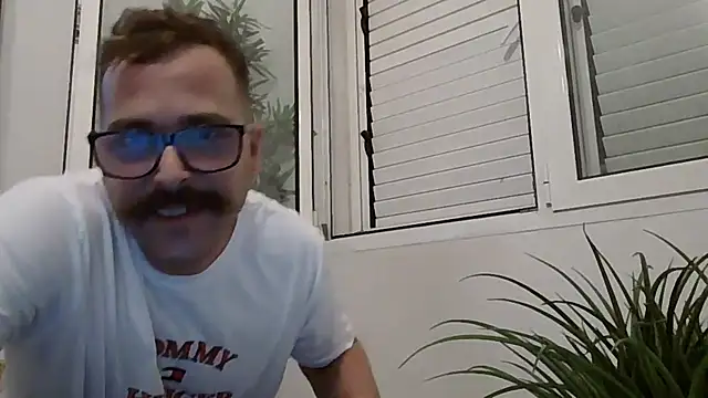yanick931 Pertunjukan Webcam