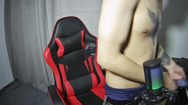 Nickiki-666 Show Webcam