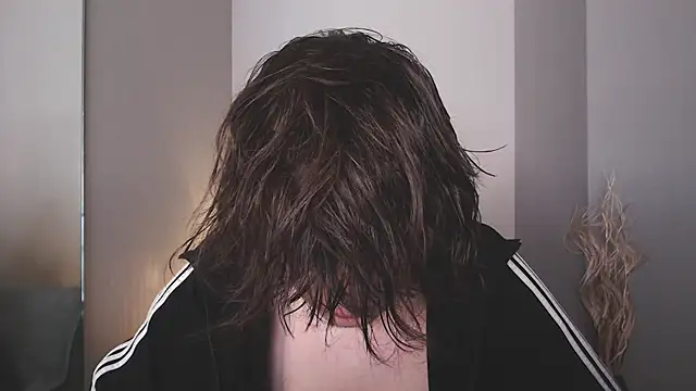 delalex 在線直播表演
