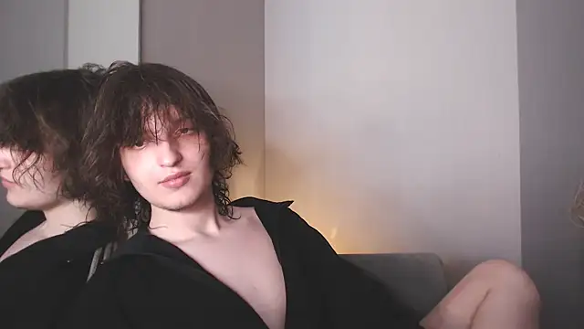 delalex 网络视讯表演