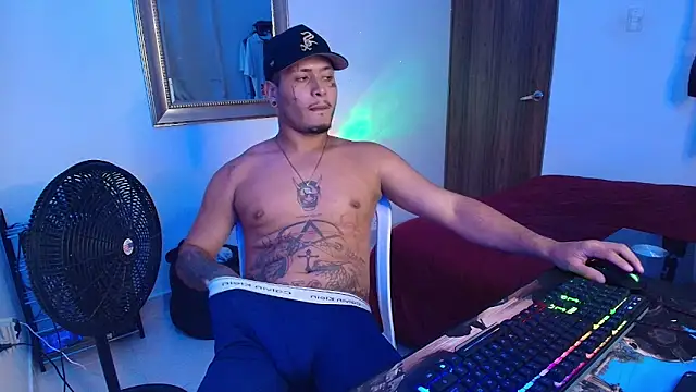 Crow_boss77 webcam show