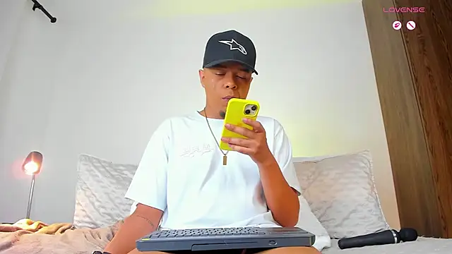 Randdy_333 Pertunjukan Webcam