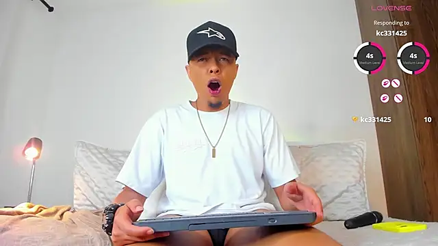Randdy_333 Webcam-Show