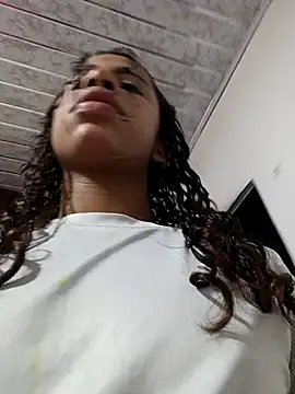 Dirty_Salome2 Show in webcam