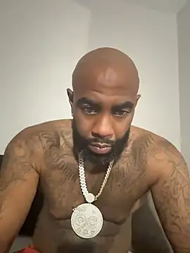 QHefner52 webcam show