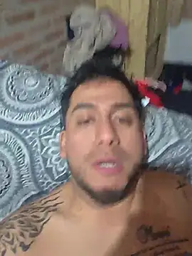 Pertunjukan Kamera Web Omar90sala