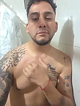 Show de Omar90sala na webcam