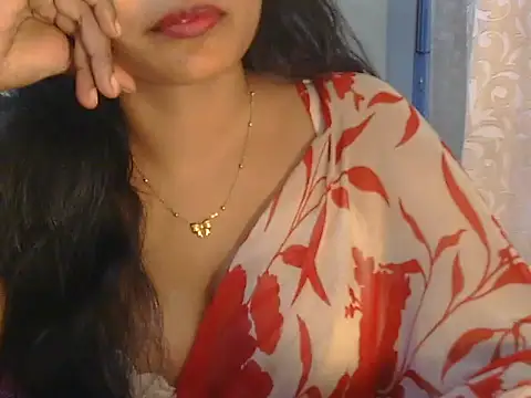 Show de strip_sonaa na webcam