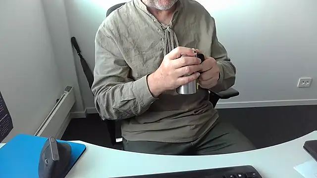 Buggemann Adlı Modelin Web Kamerası Şovu