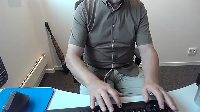 Buggemann Pertunjukan Webcam