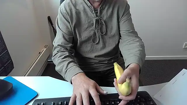 عرض كام Buggemann