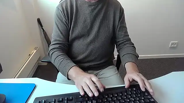 Pertunjukan Kamera Web Buggemann